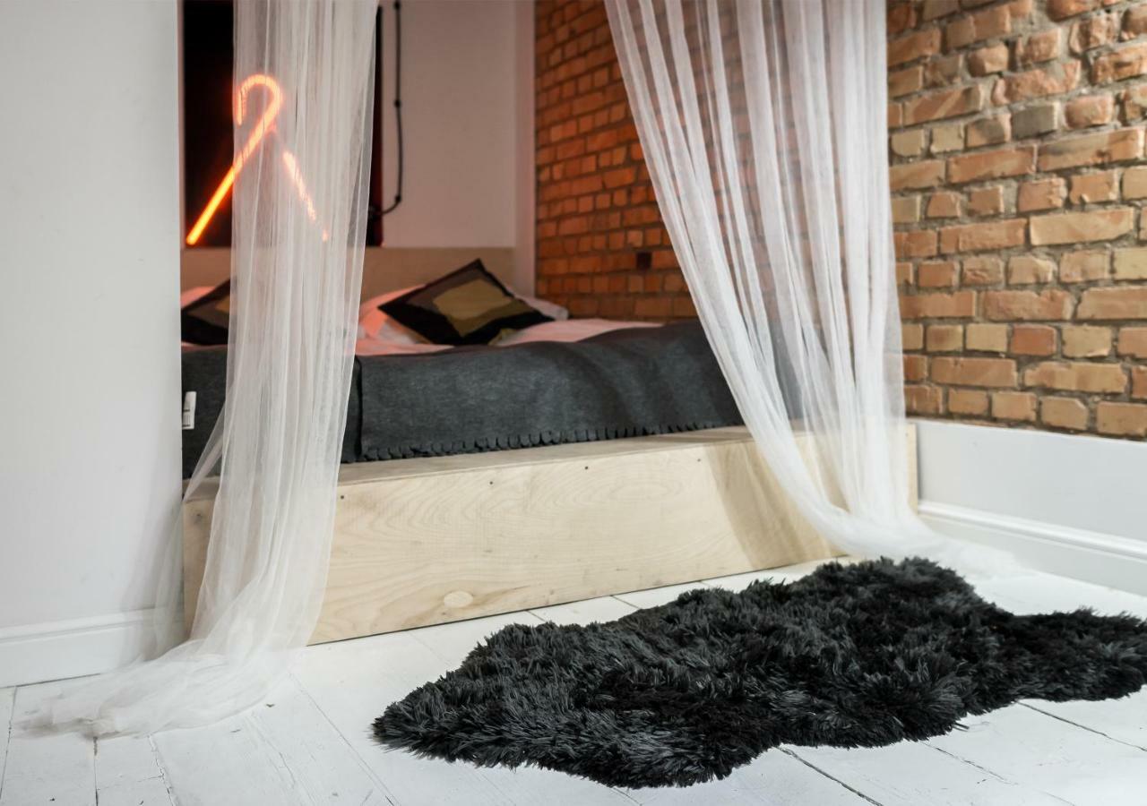 Апартаменты Loft Z Baldachimem Познань Экстерьер фото